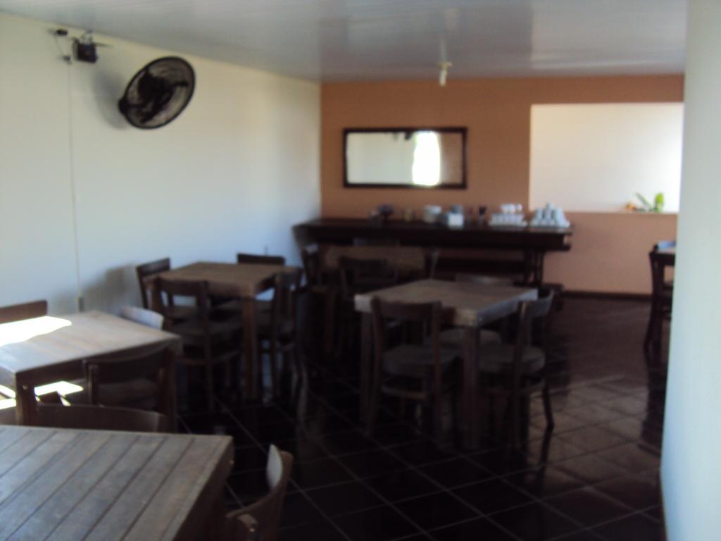 Hotel E Pousada Via Mar Itapocu Екстер'єр фото