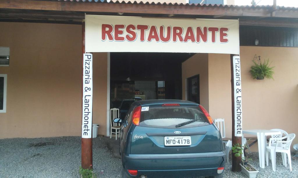 Hotel E Pousada Via Mar Itapocu Екстер'єр фото