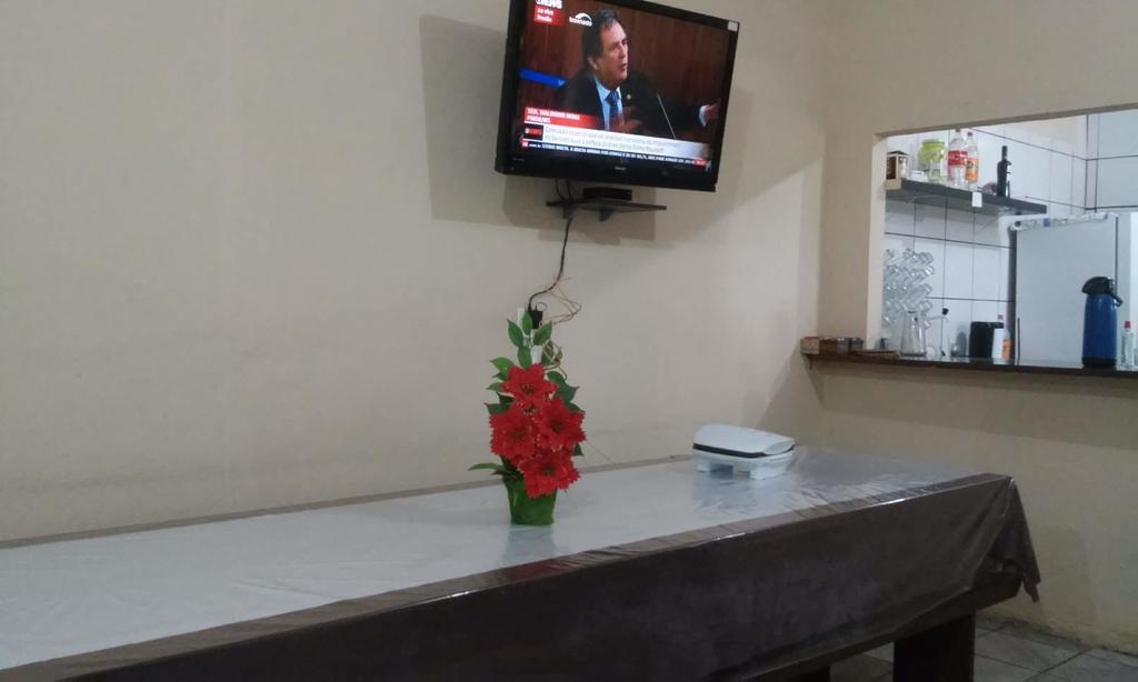 Hotel E Pousada Via Mar Itapocu Екстер'єр фото