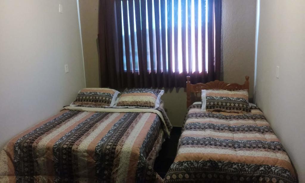 Hotel E Pousada Via Mar Itapocu Екстер'єр фото